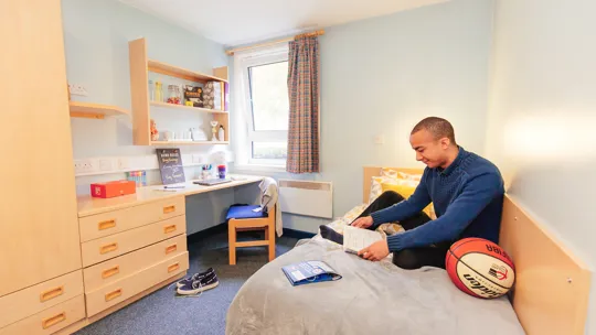 Accommodation The Maltings Ensuite Room