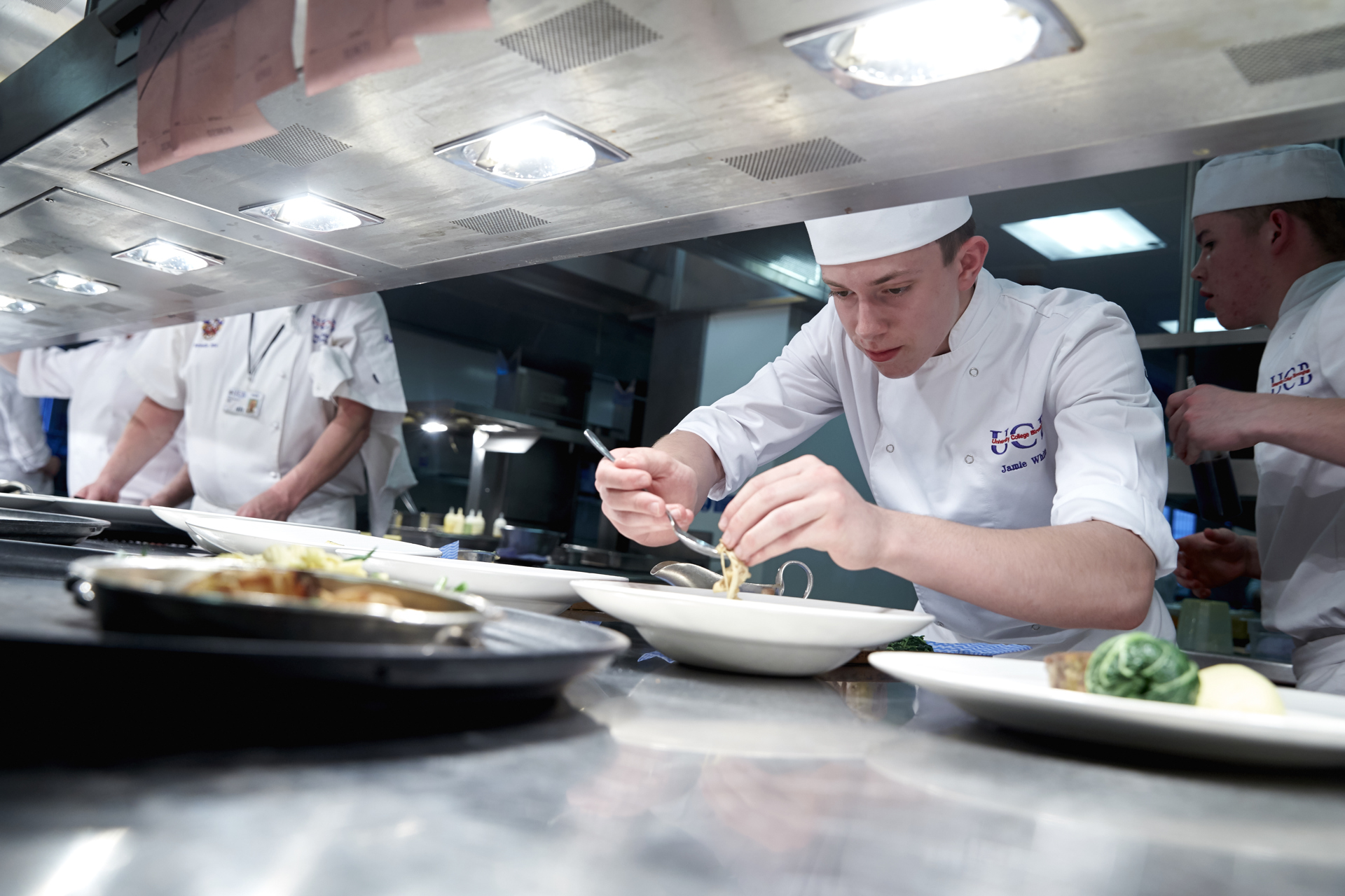 Chef Cookery Courses Level 2 And Level 3 Professional Cookery University College Birmingham